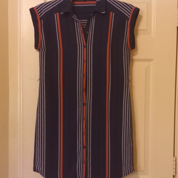 EXPRESS - Picture 2 of 5